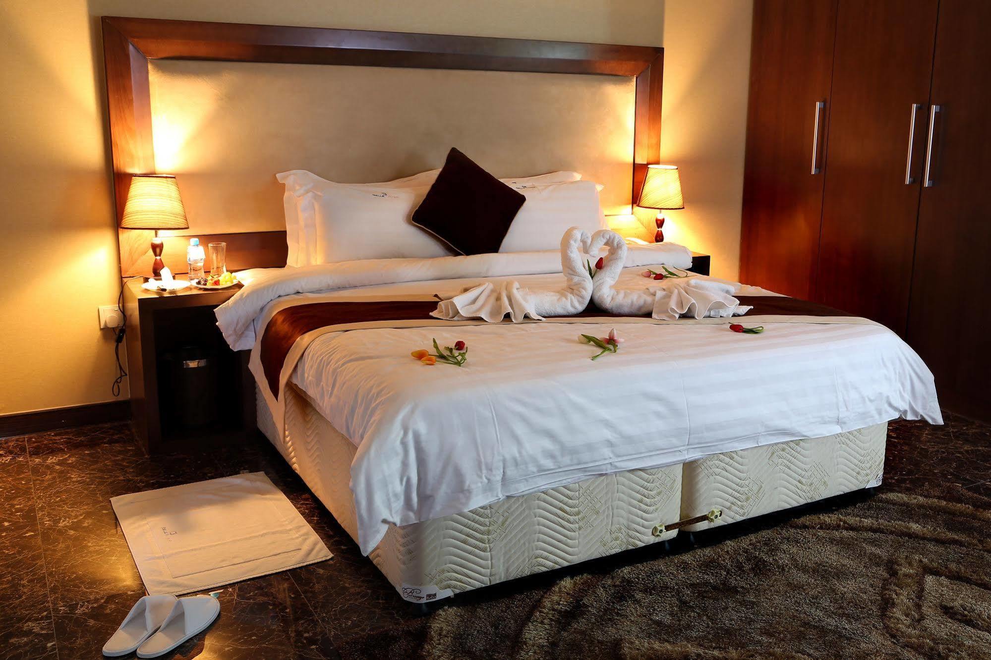 Belle Tower Luxury Apartments มานามา ภายนอก รูปภาพ